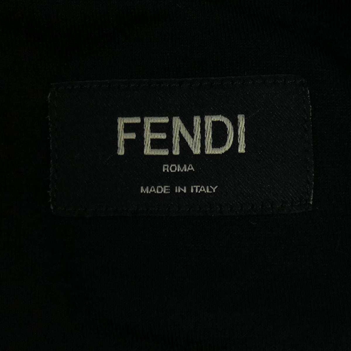 フェンディ Tシャツ