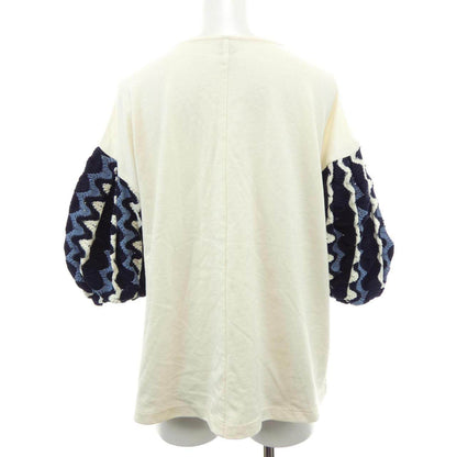 malla トップス