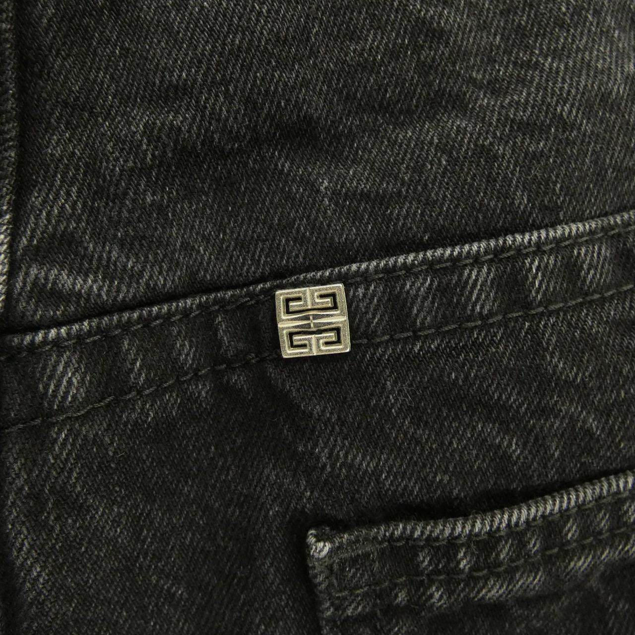 ジバンシィ ショートパンツ