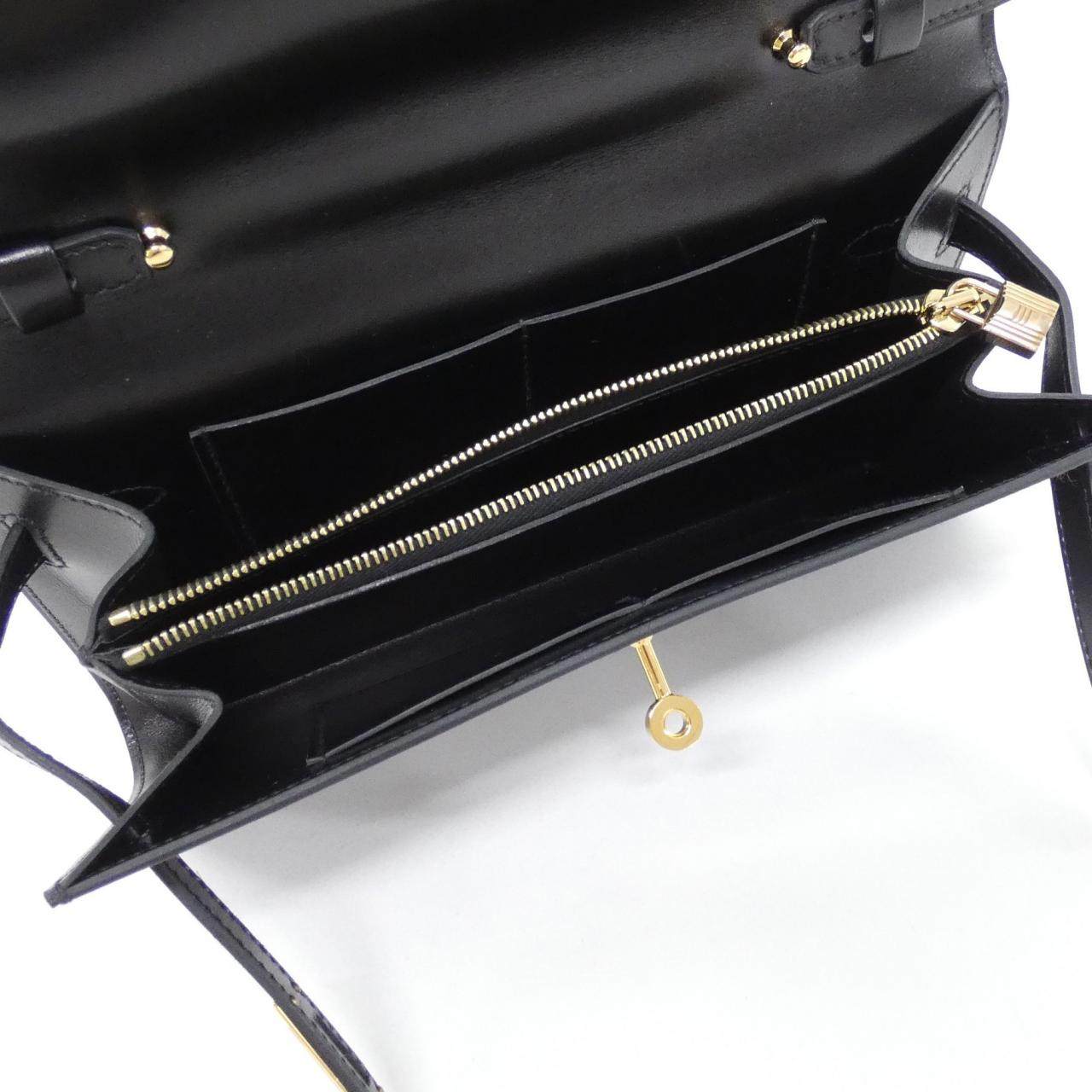 エルメス ケリークラシックトゥーゴー ボックスカーフ 財布