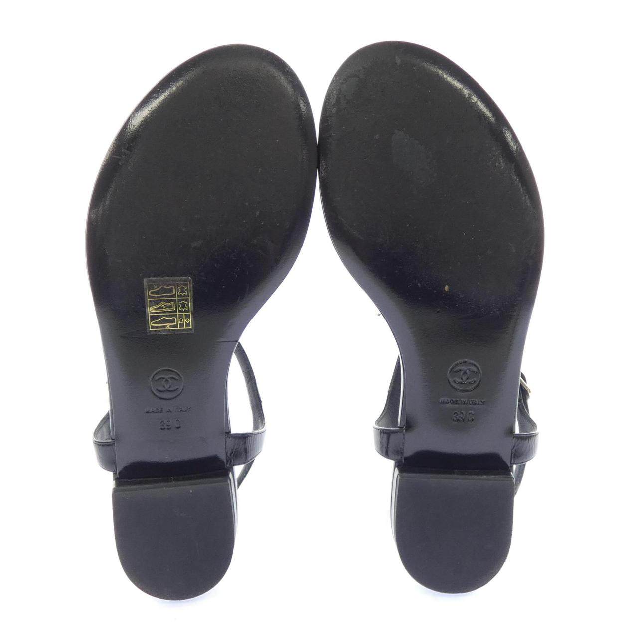 シャネル THONGS パテントカーフスキン サンダル