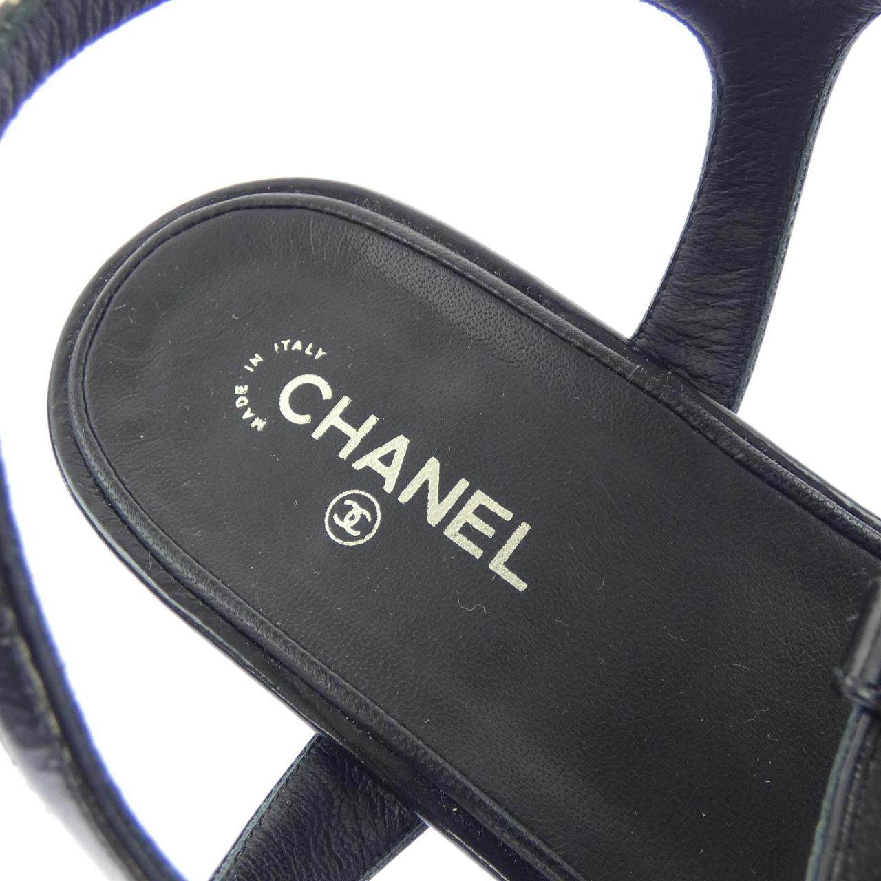シャネル THONGS パテントカーフスキン サンダル