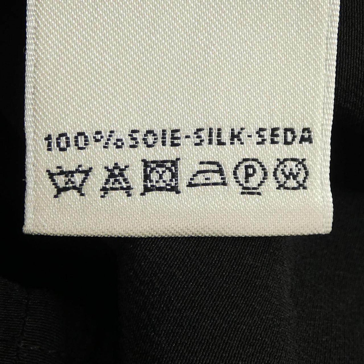エルメス シルクトップス