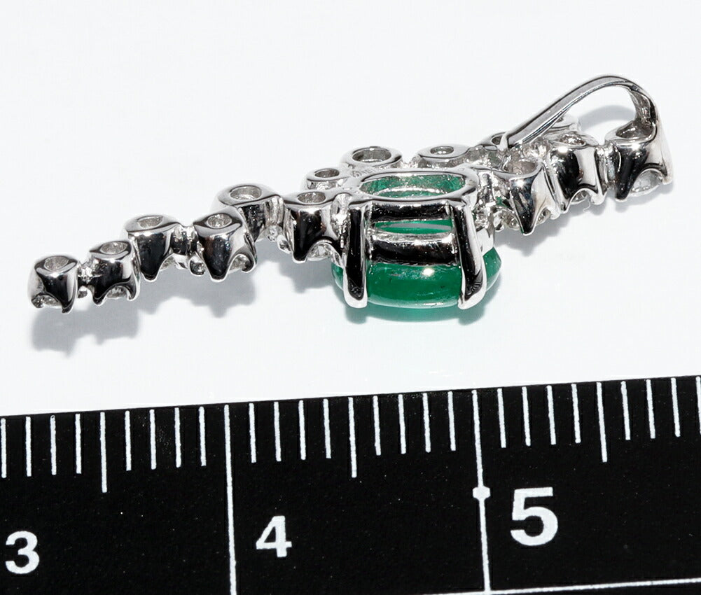 K18WGエメラルドダイヤペンダントトップ