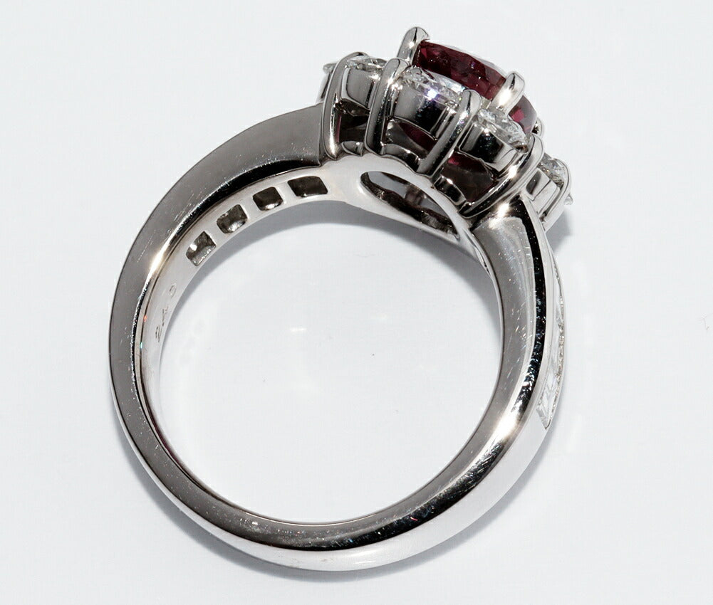 K18WG ルビー 2.18ct ダイヤモンド 2.40ct リング
