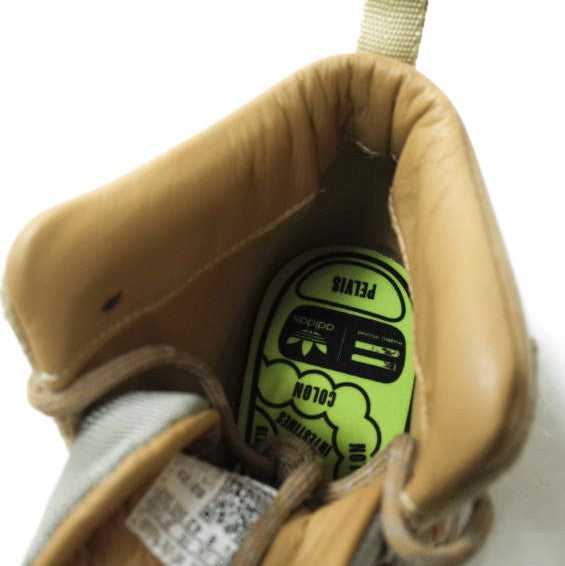 アディダス ファレル・ウィリアムス HU NMD S1 RYAT スニーカー