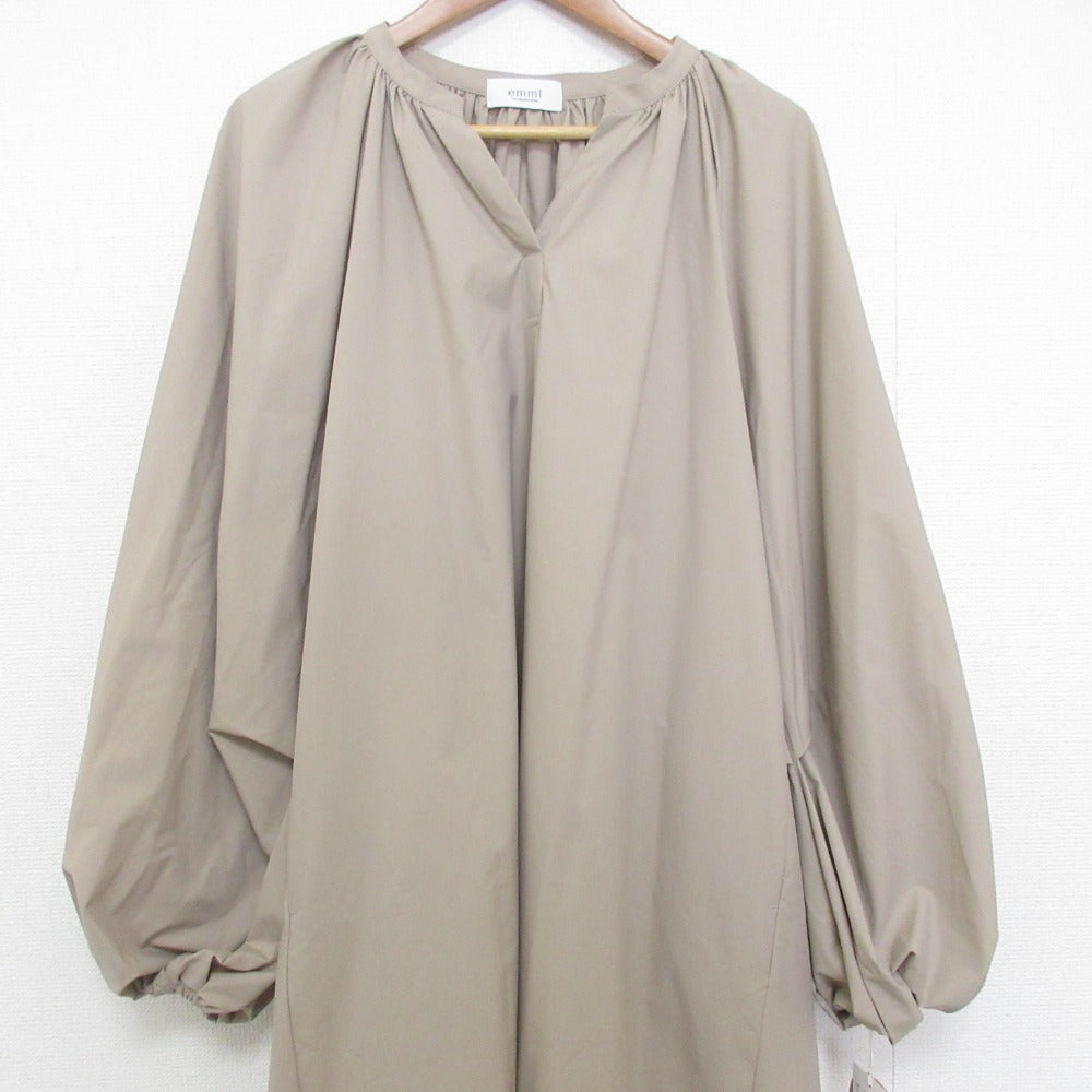 emmi リラクシー ボリューム スリーブ ドレス
