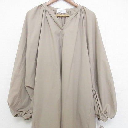 emmi リラクシー ボリューム スリーブ ドレス