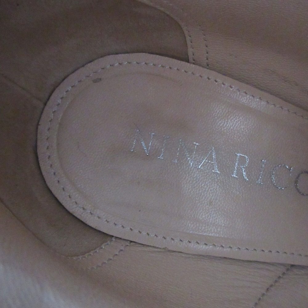 Nina Ricci スエード ブーティー
