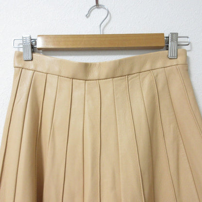 ebure Lamb Leather Pleated Long Skirt