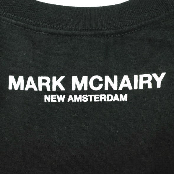MARK MCNAIRY スニーカーズ ボックス ロゴ Tシャツ