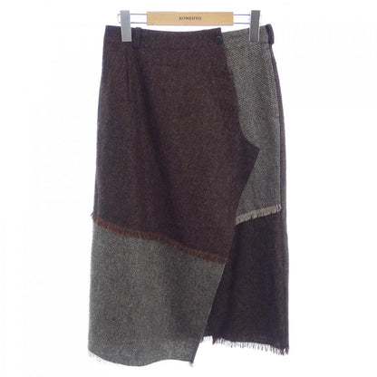 アカネ ウツノミヤ スカート