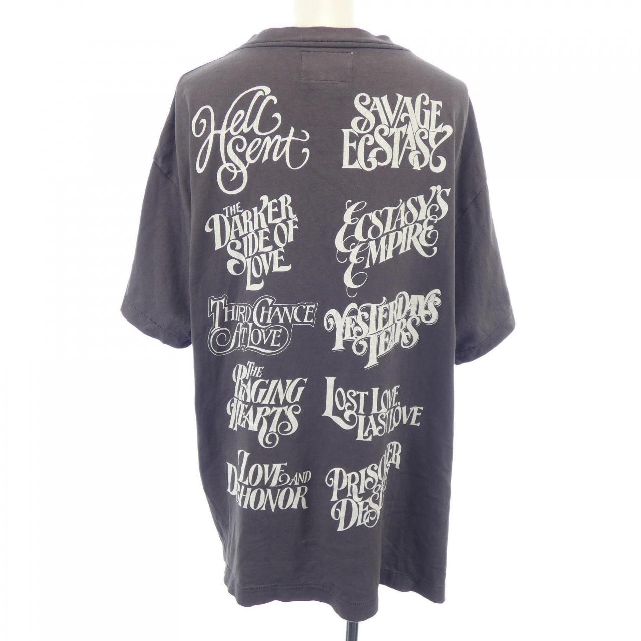 エモーショナリーアンアベイル コットンTシャツ