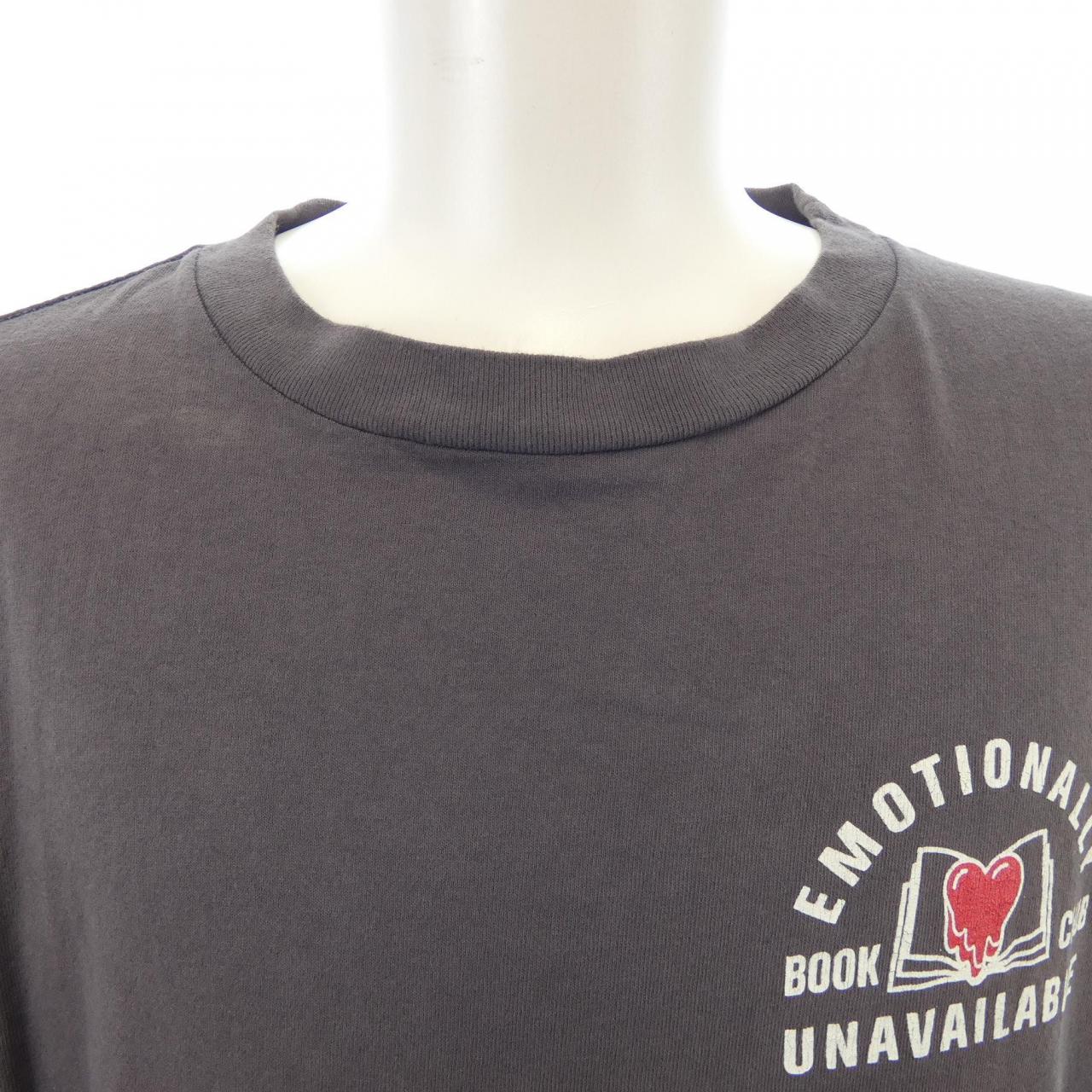 エモーショナリーアンアベイル コットンTシャツ