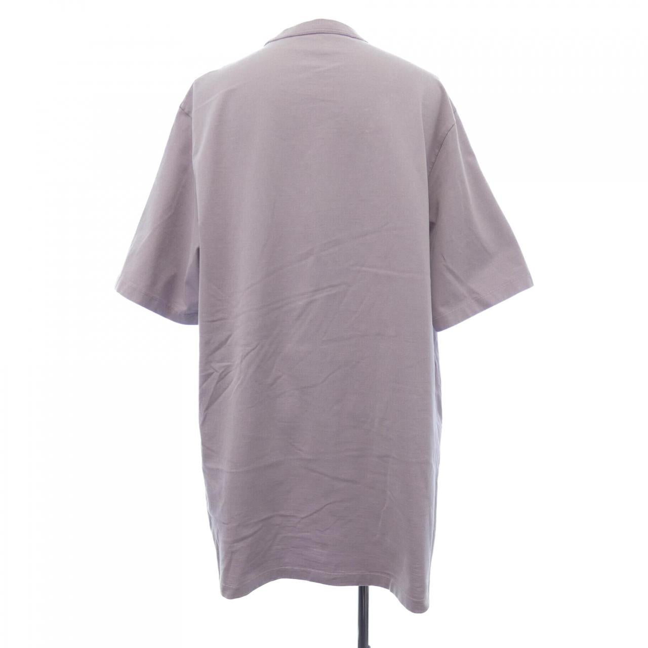 フェンディ Tシャツ