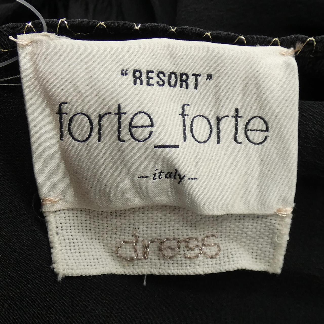 フォルテフォルテ シルクワンピース