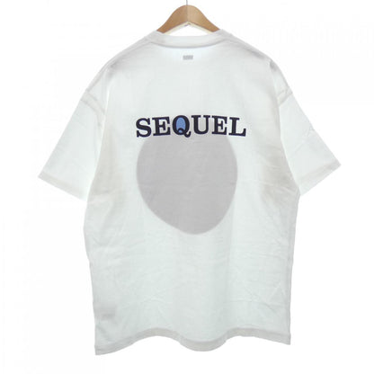 シークエル コットンTシャツ