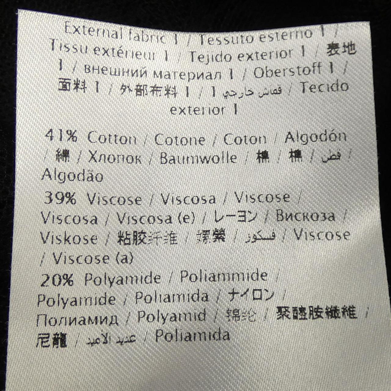 ヴァレンティノ トップス