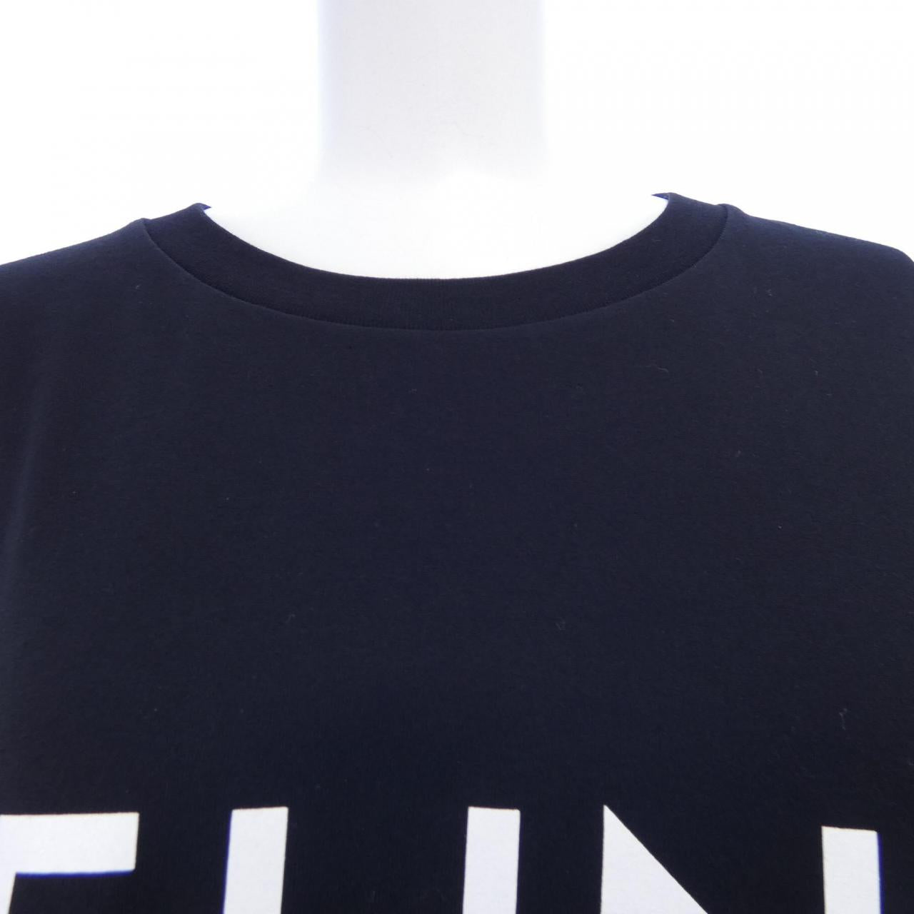 セリーヌ Tシャツ