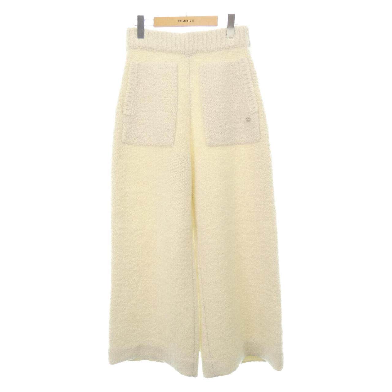 シャネル カシミヤパンツ
