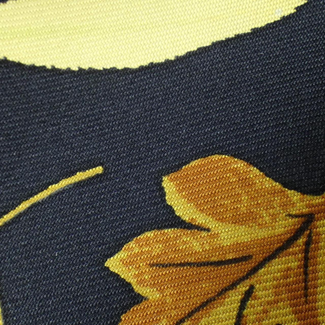 エルメス ツイルレーヌ シルクベスト