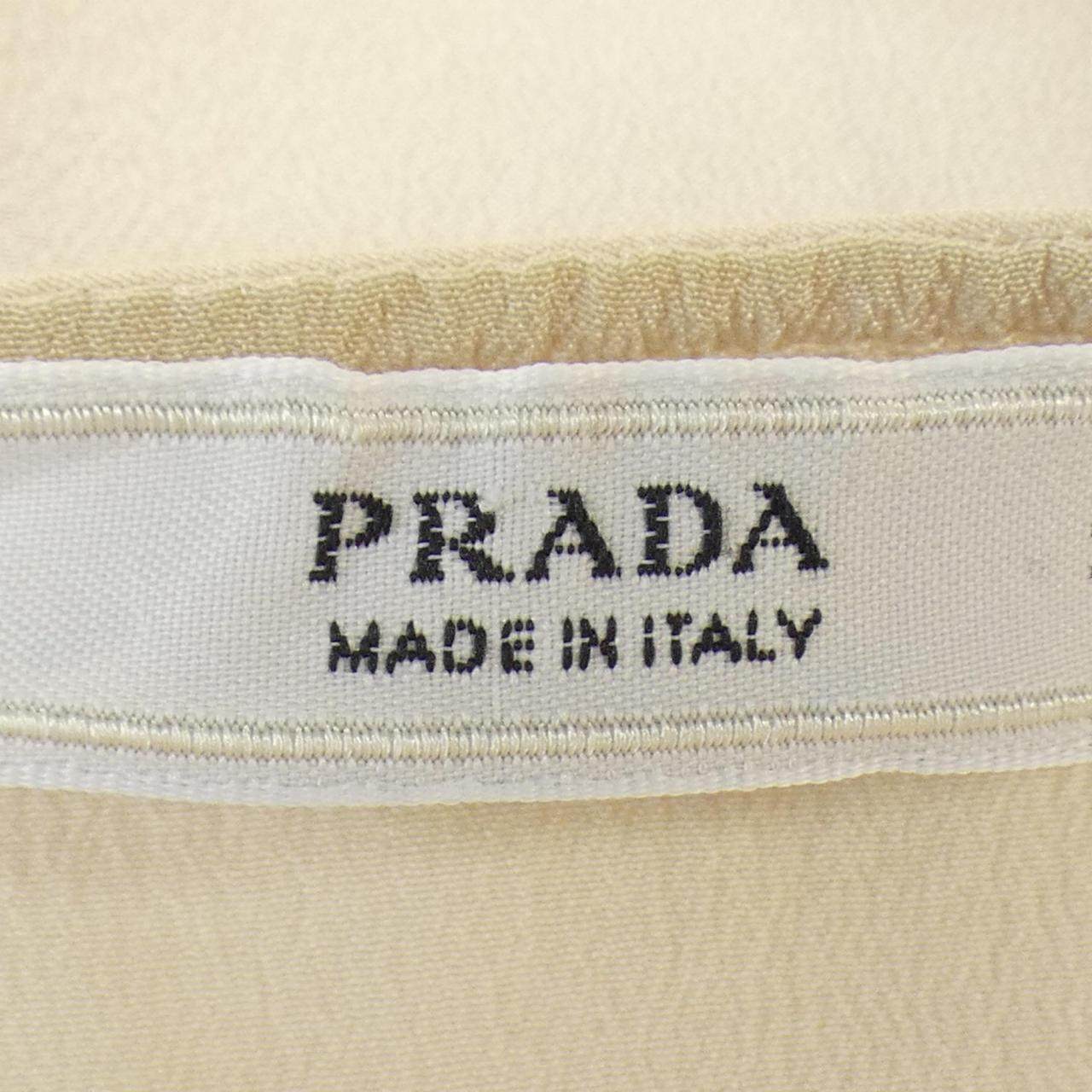 プラダ シルクシャツ