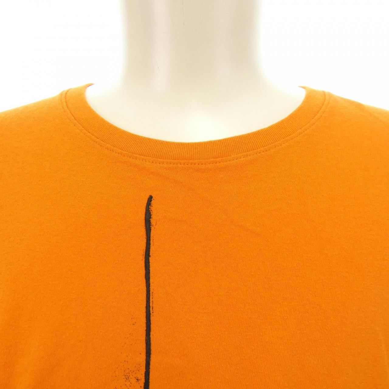 ヴァレンティノTシャツ