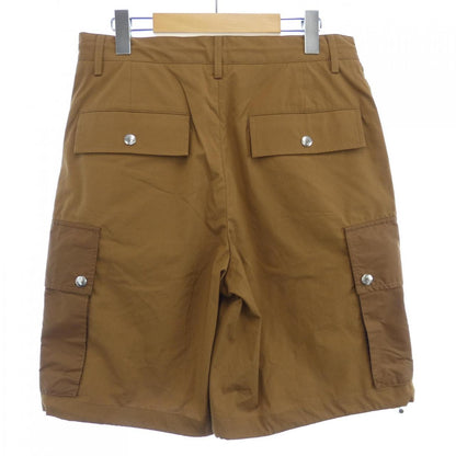 モンクレール ショートパンツ