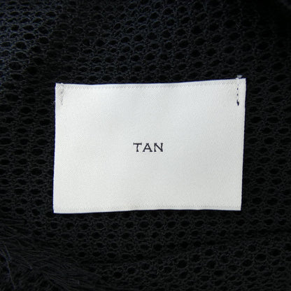 タン ワンピース