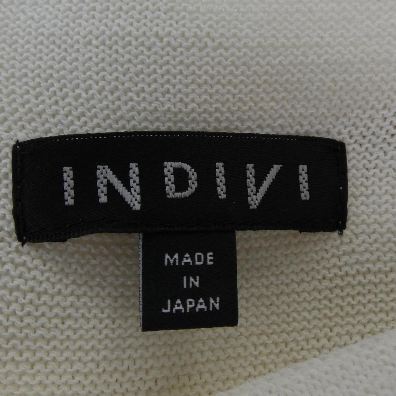インディヴィ ニットトップス