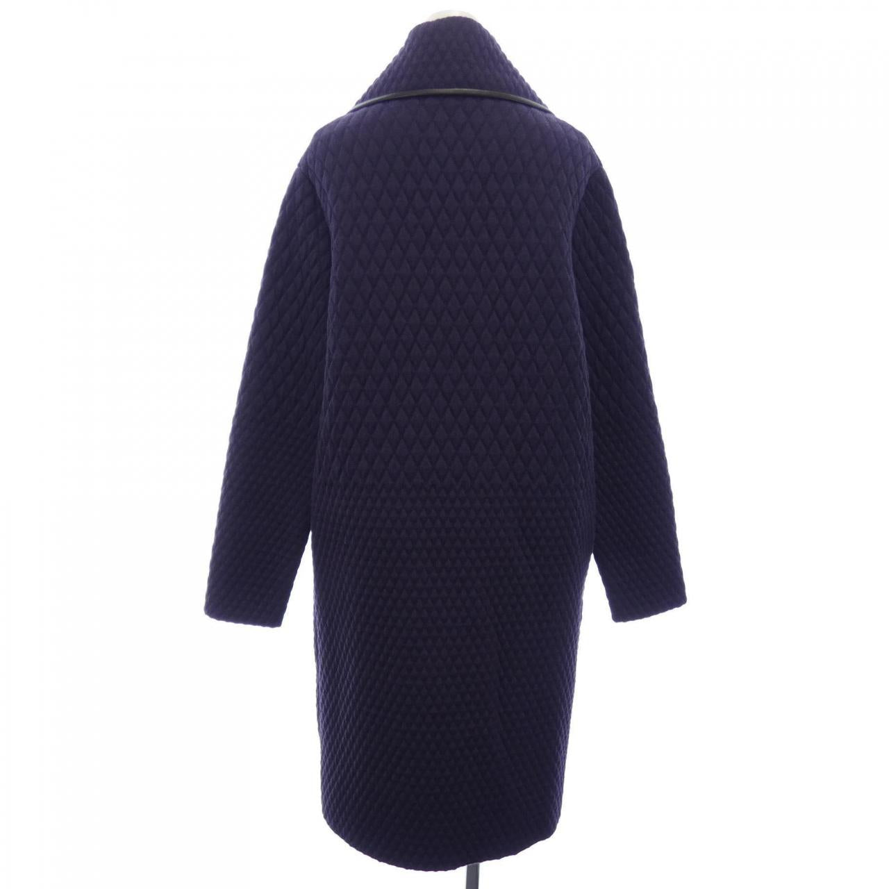 サルヴァトーレ フェラガモ コート