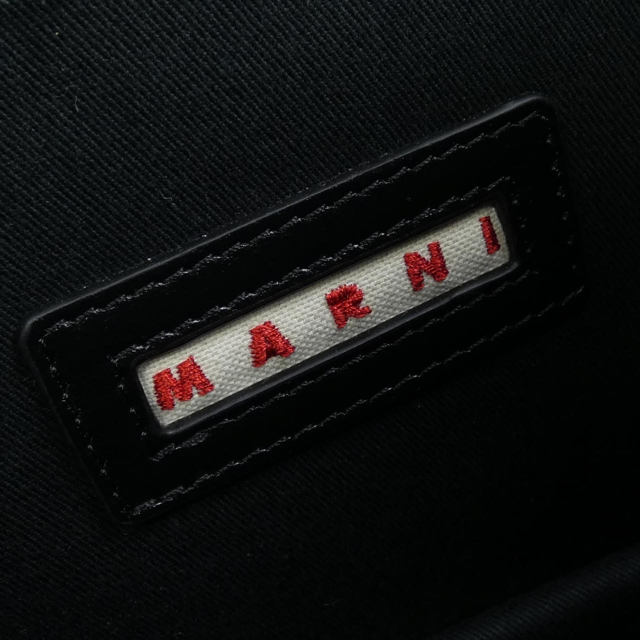 マルニ SBMQ0047U1 カーフスキン バッグ