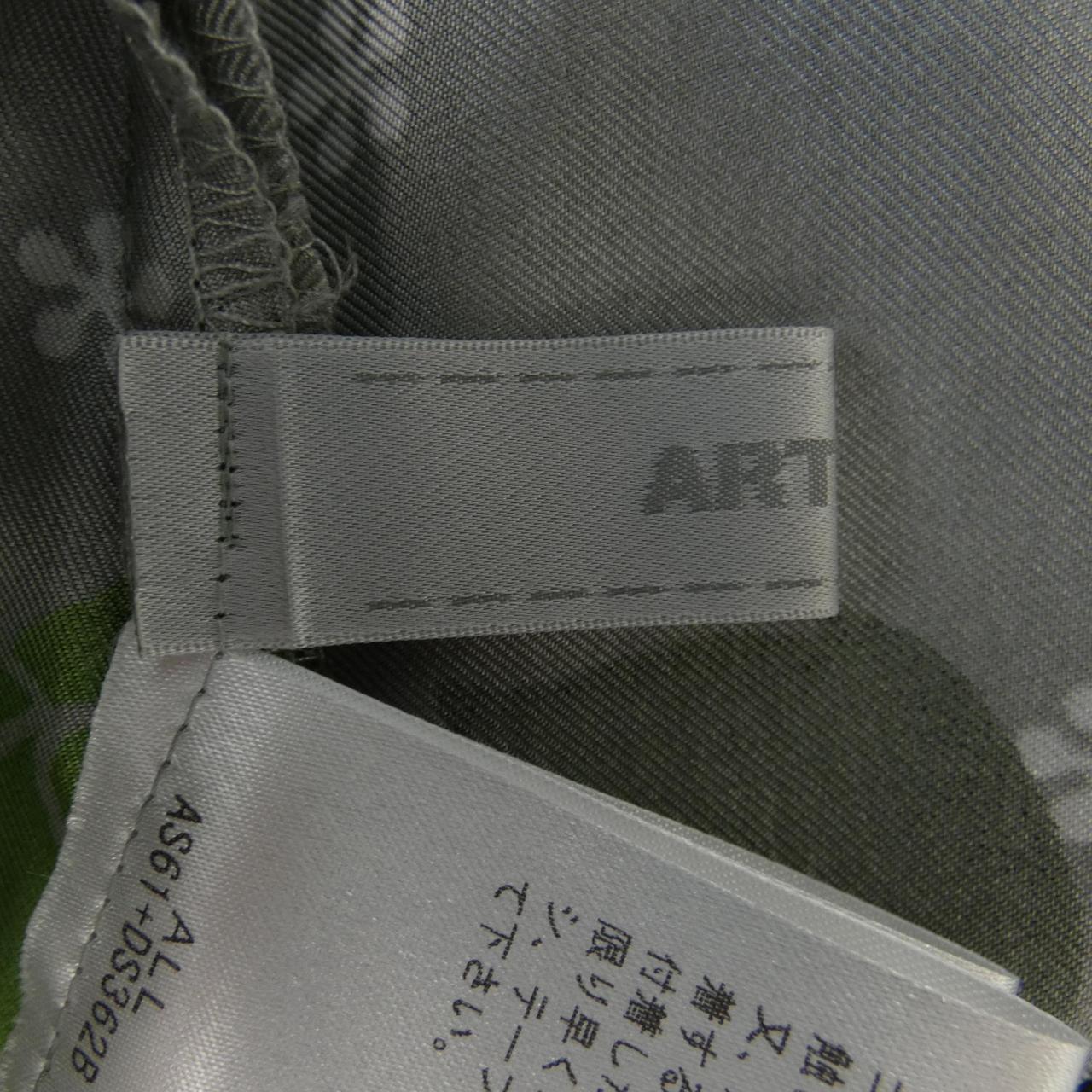 アルチザン シルクスカート