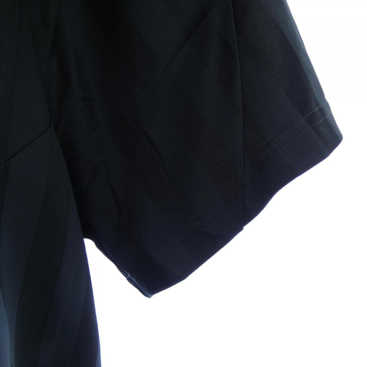 バレンシアガ コットンTシャツ
