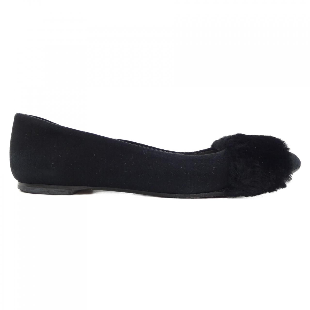 ファビオ ルスコーニ フラット シューズ