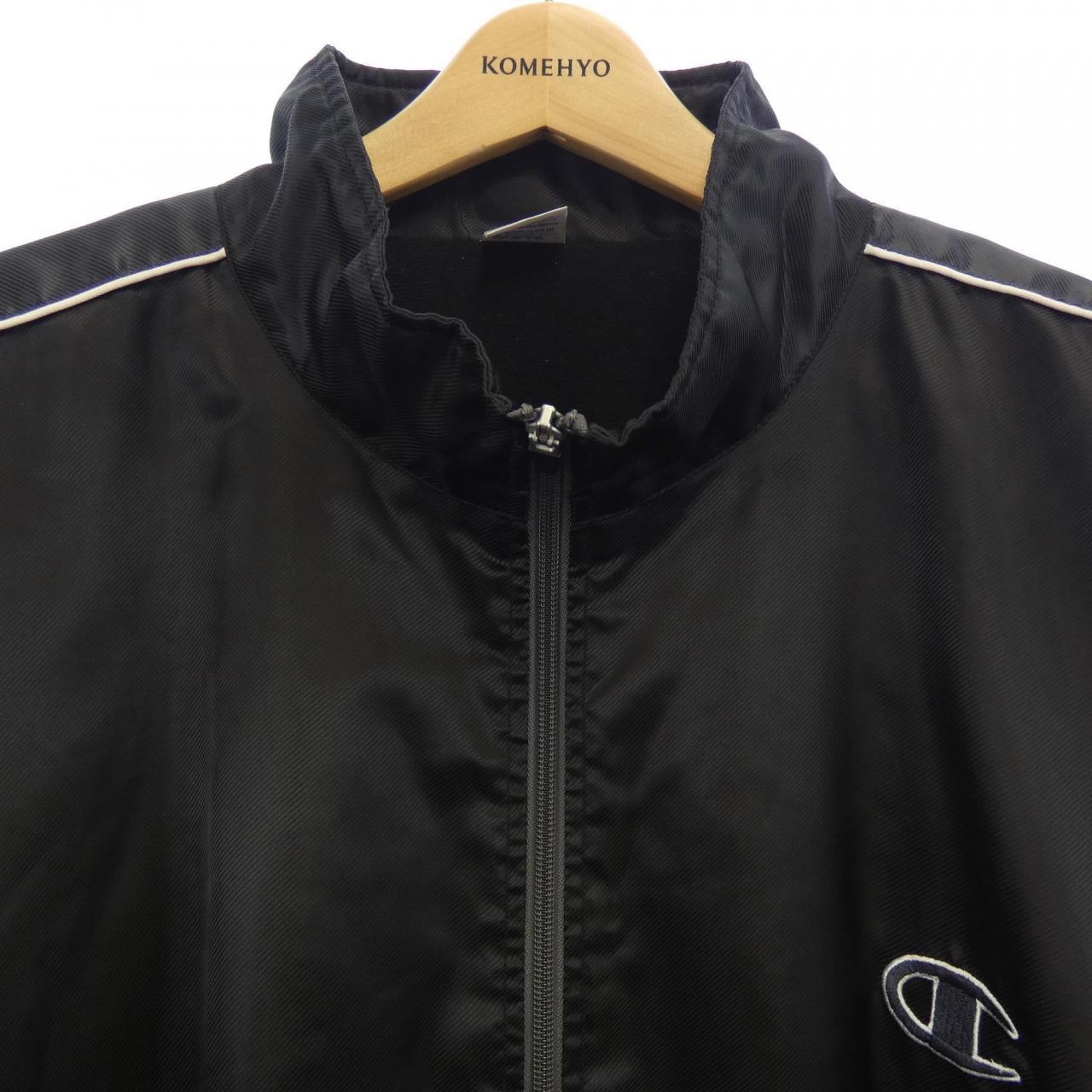 Champion ブルゾン