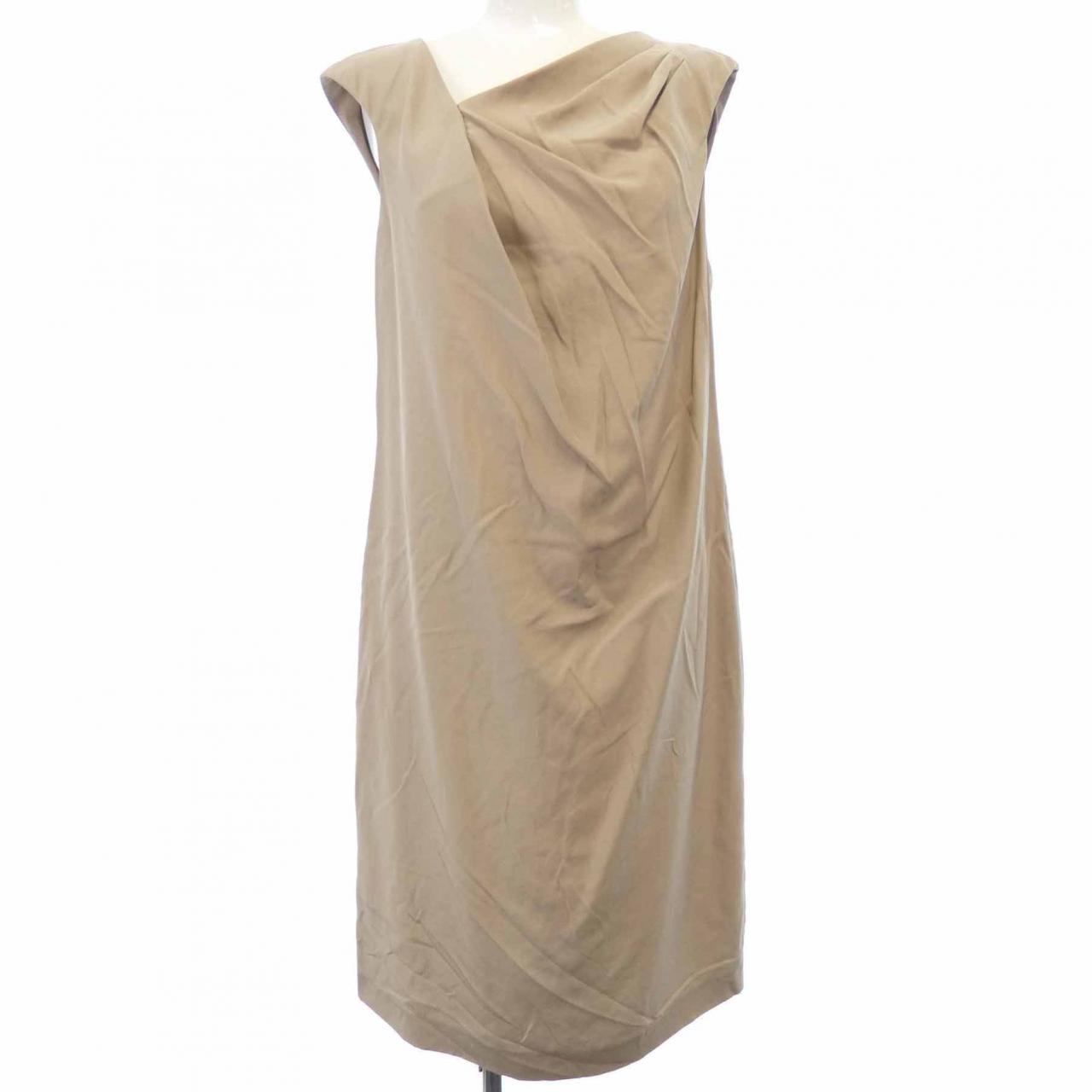 アニオナ ワンピース
