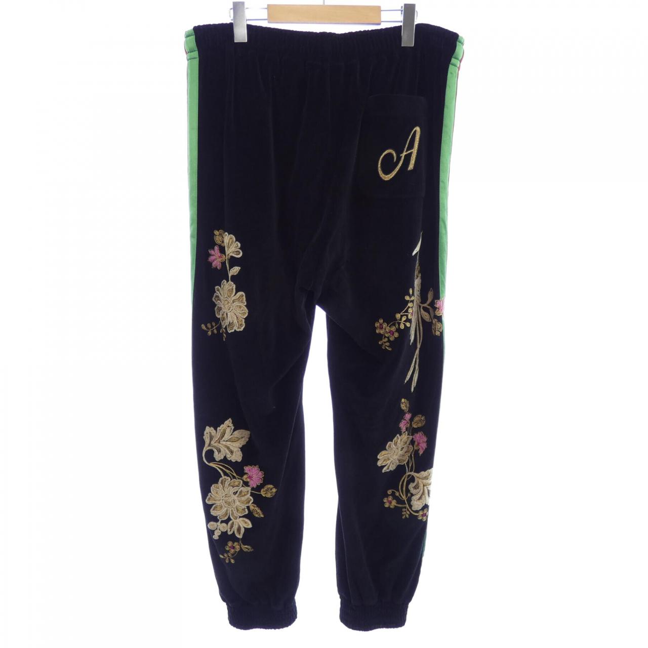 グッチ パンツ