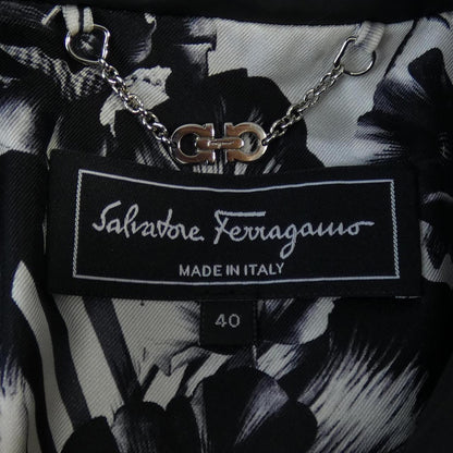 サルヴァトーレ フェラガモ コート