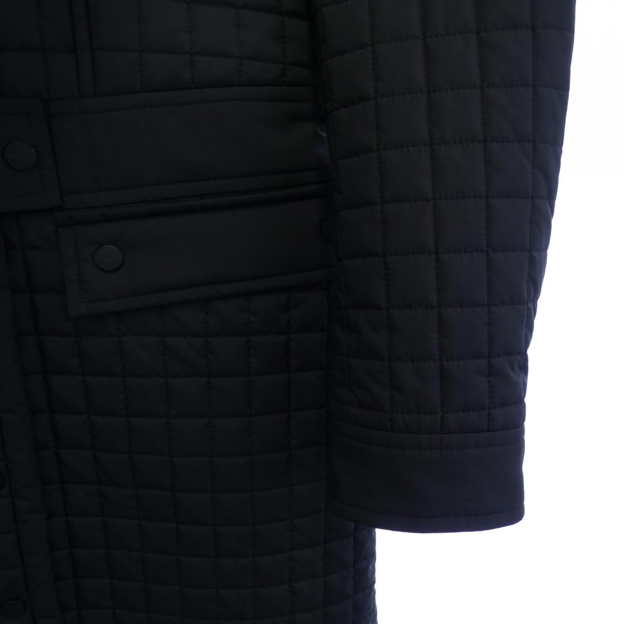 サルヴァトーレ フェラガモ コート