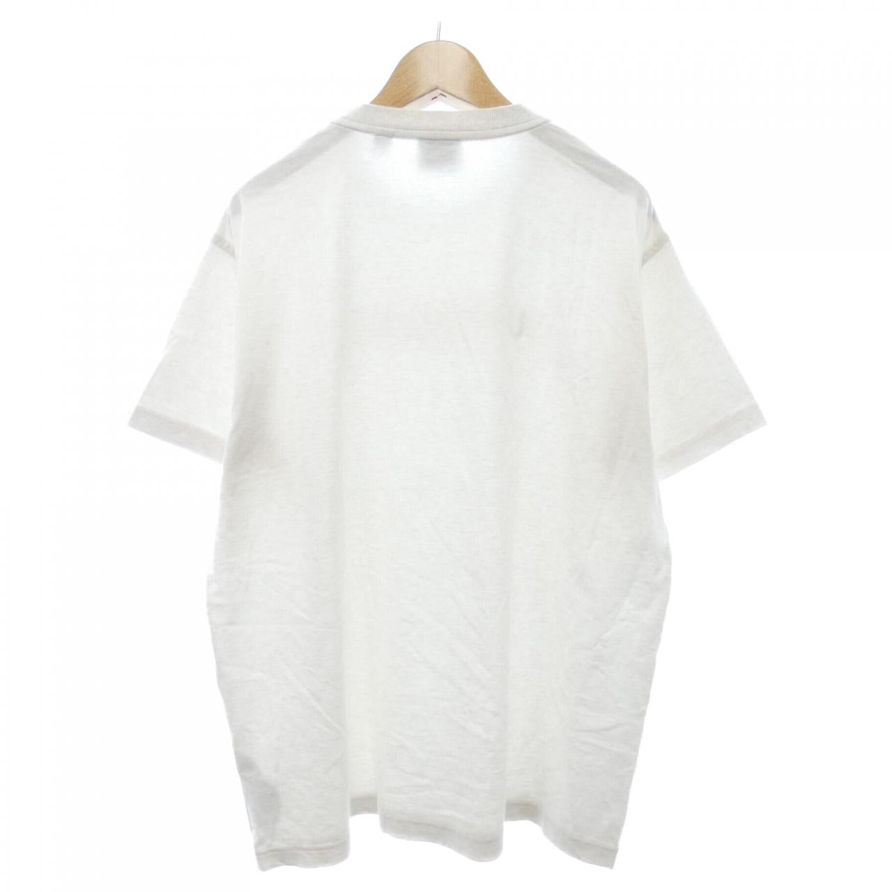 バーバリーTシャツ