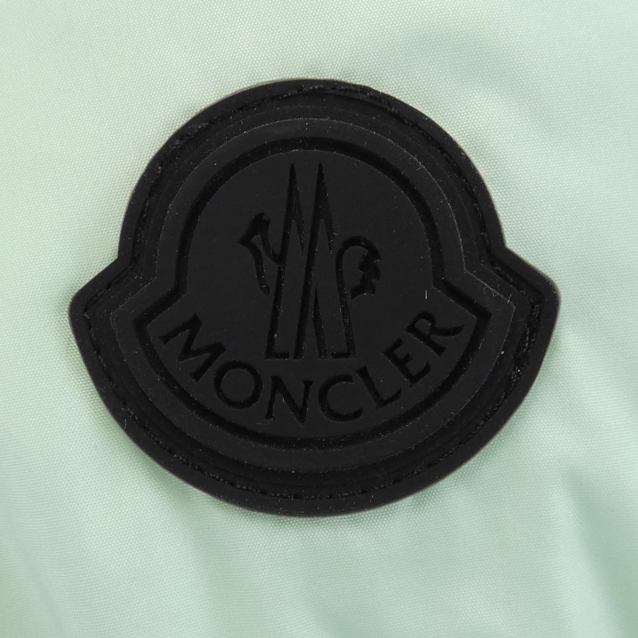 モンクレール MONTCLA ダウンジャケット