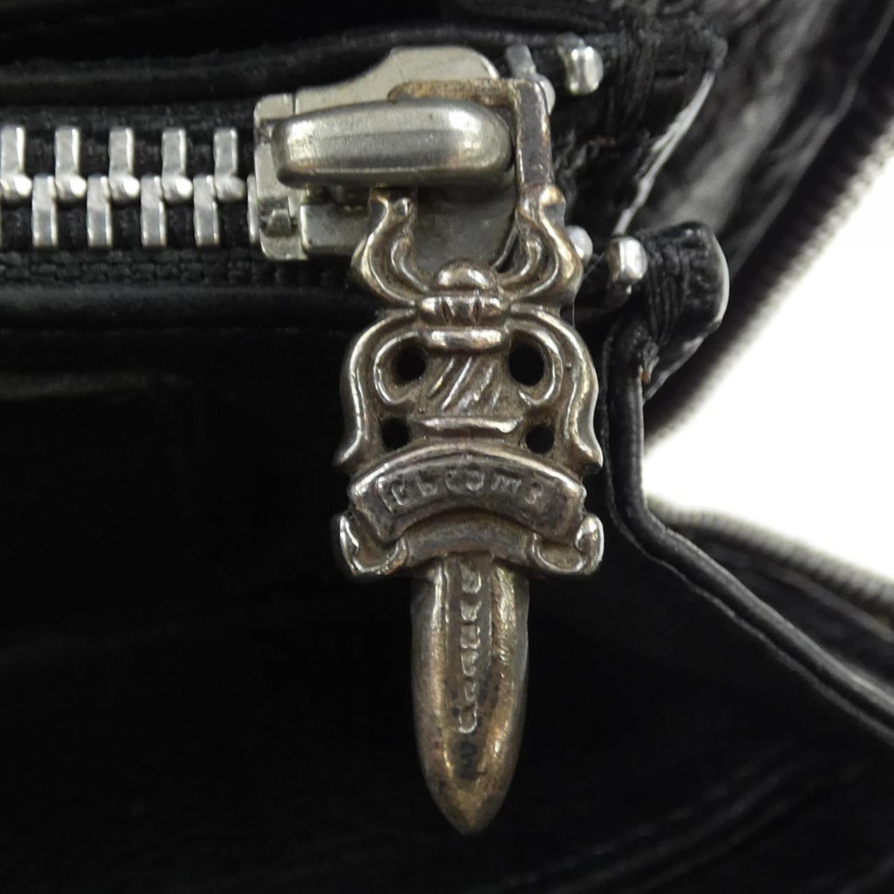 クロムハーツ クラックレザー長財布