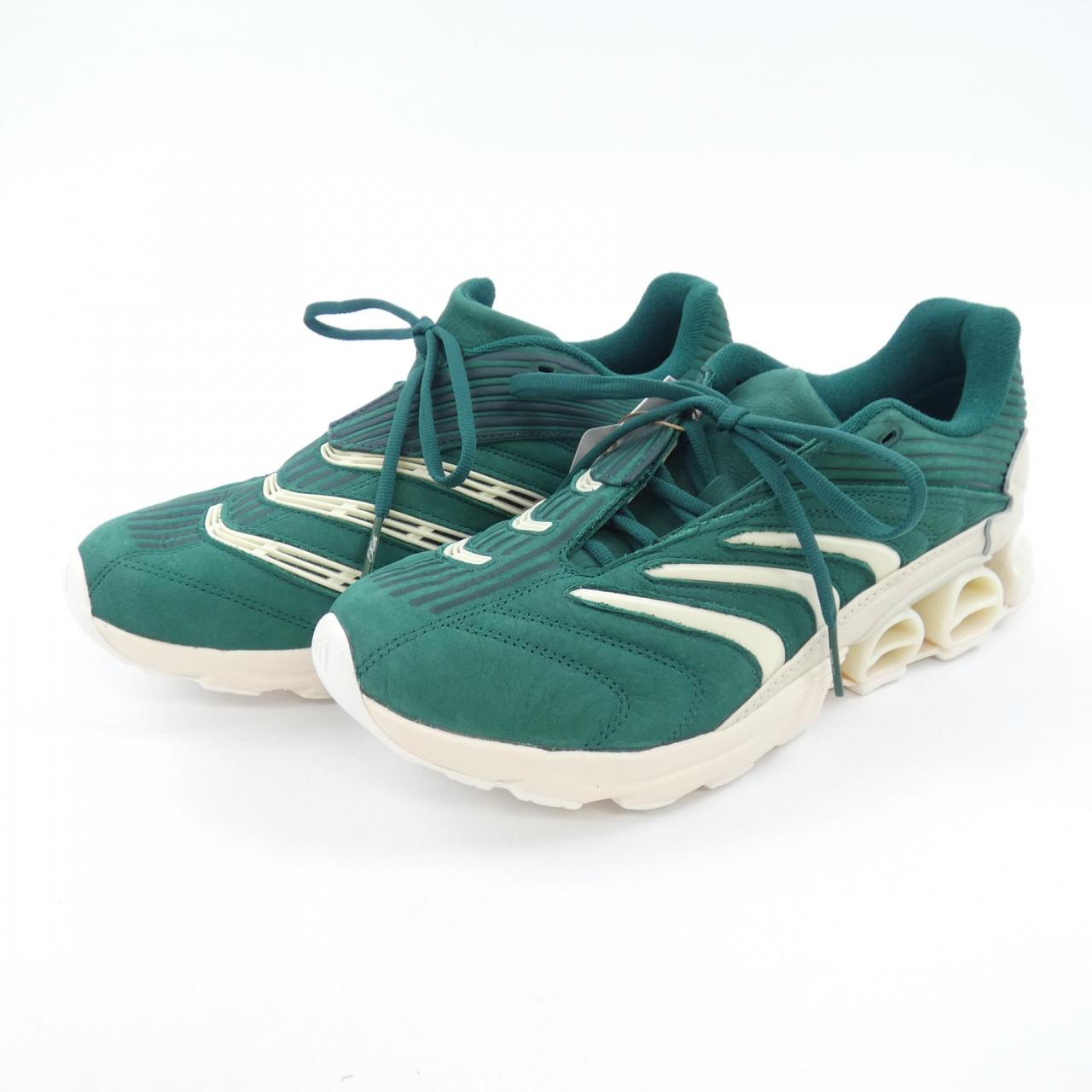 アディダス KITH スニーカー