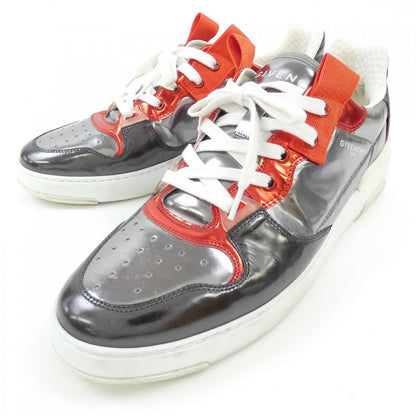 ジバンシィ スニーカー