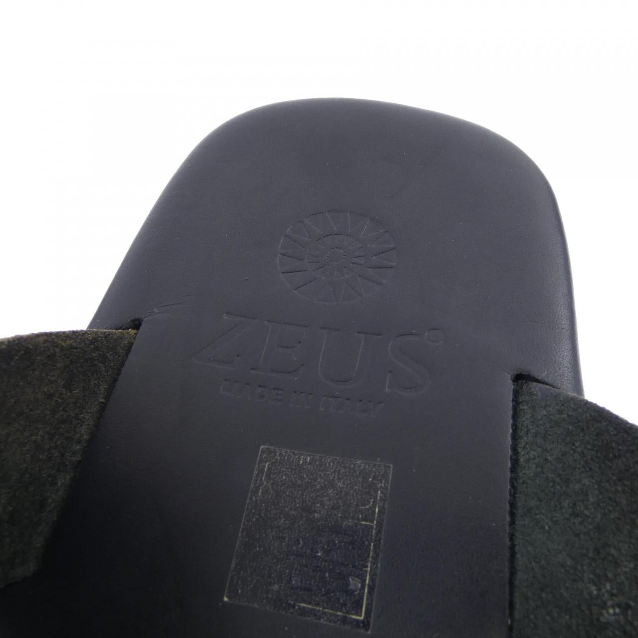ZEUS レザーサンダル