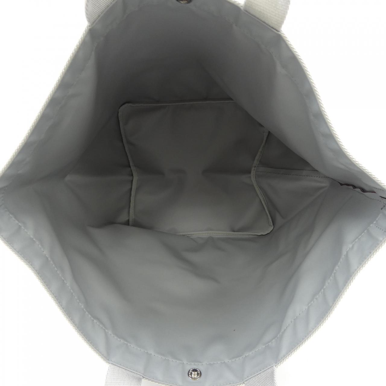 エルベ シャプリエ 725C バッグ
