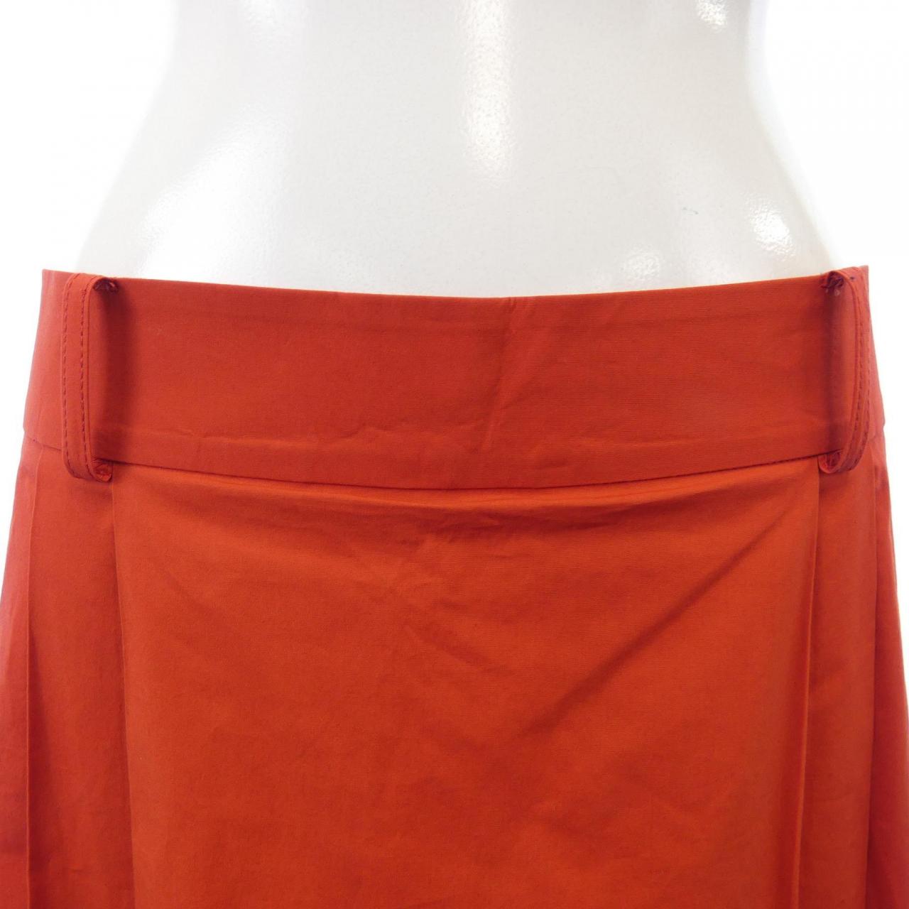 サルヴァトーレ フェラガモ スカート