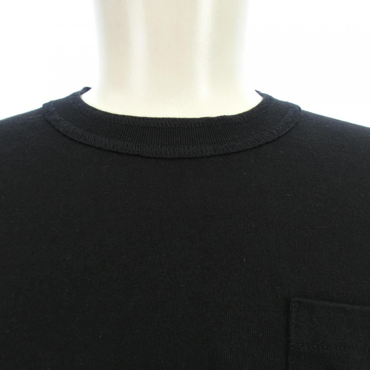 Sacai Tシャツ