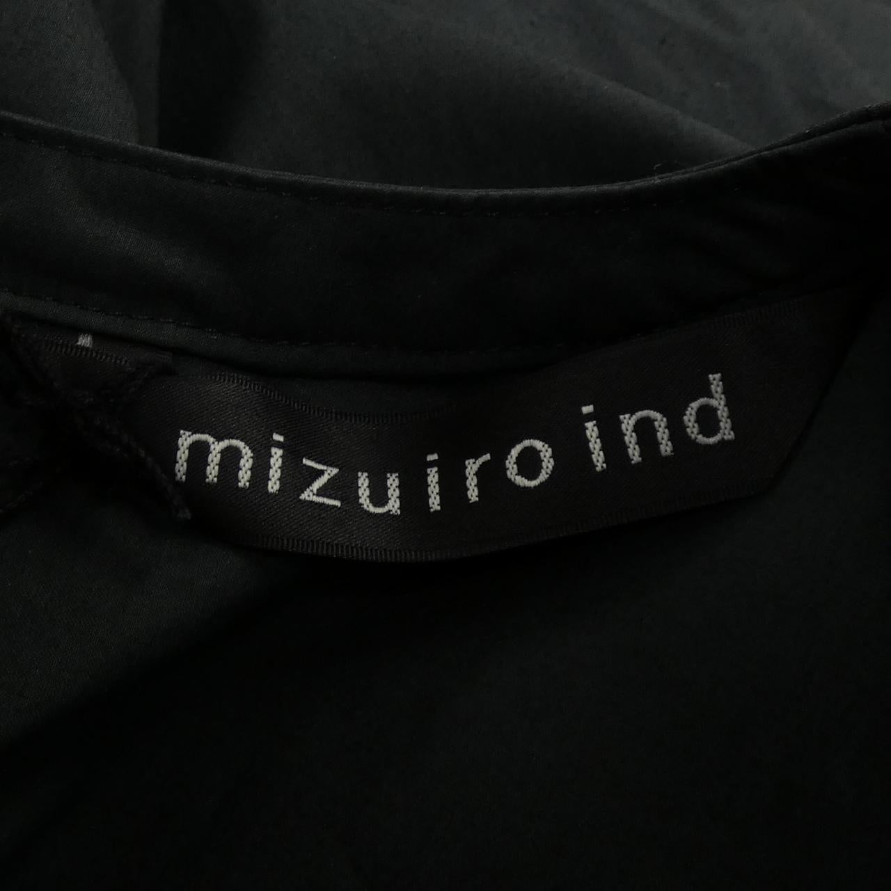 ミズイロインド ワンピース